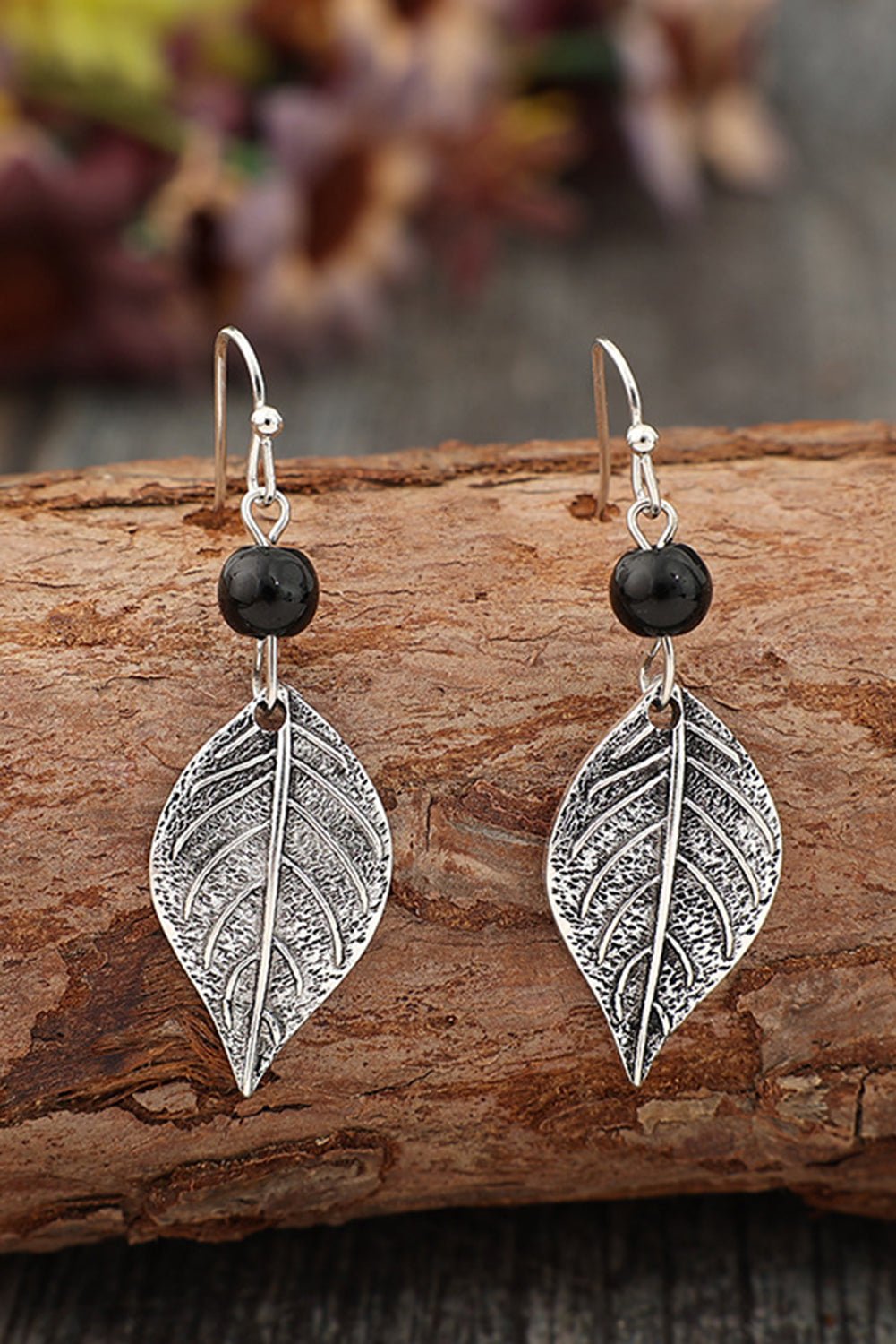Silvery Vintage Leaf Shape Bead Dangle Earrings - Image 4