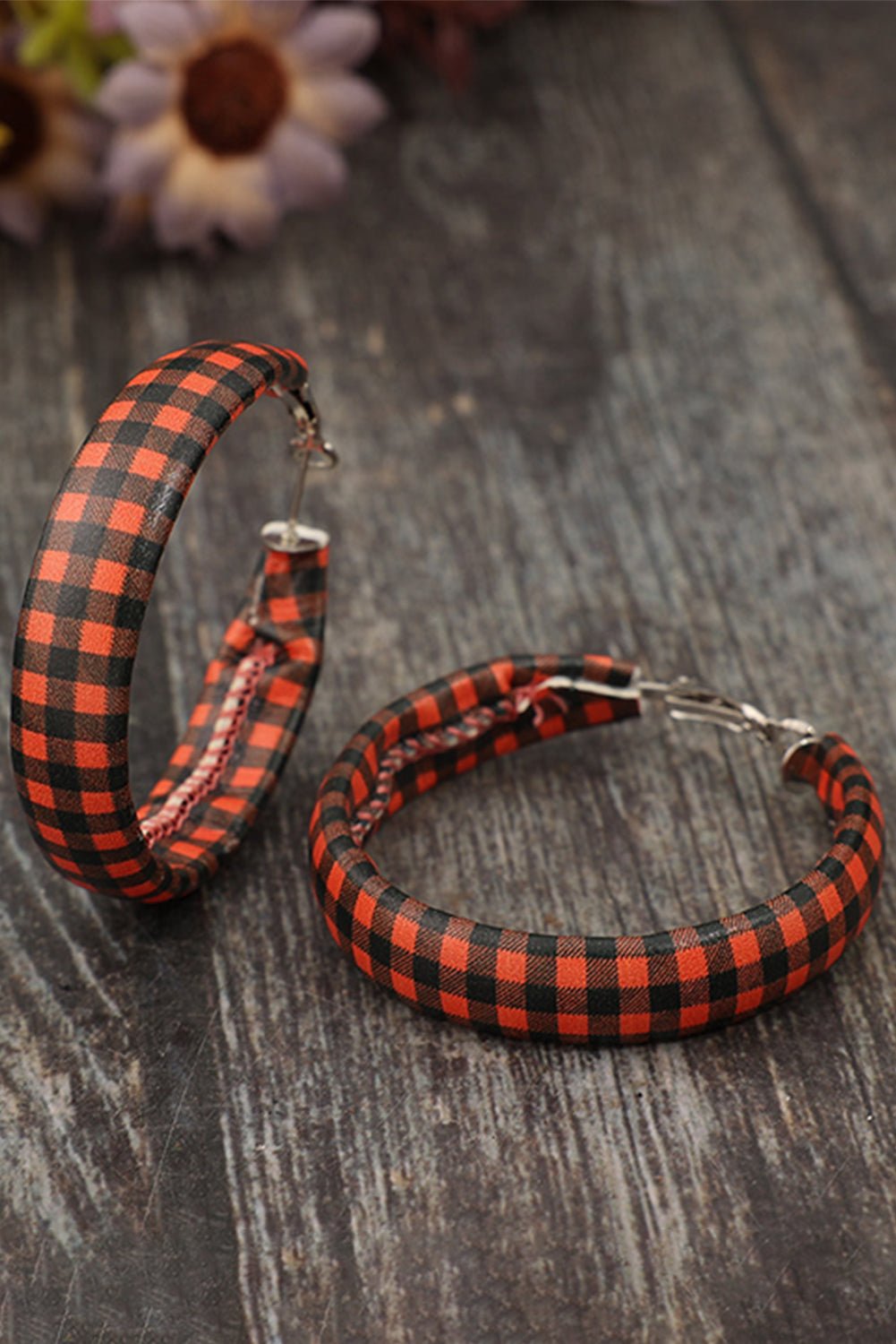 Red Dahlia Plaid Print PU Leather Hoop Earrings - Image 4