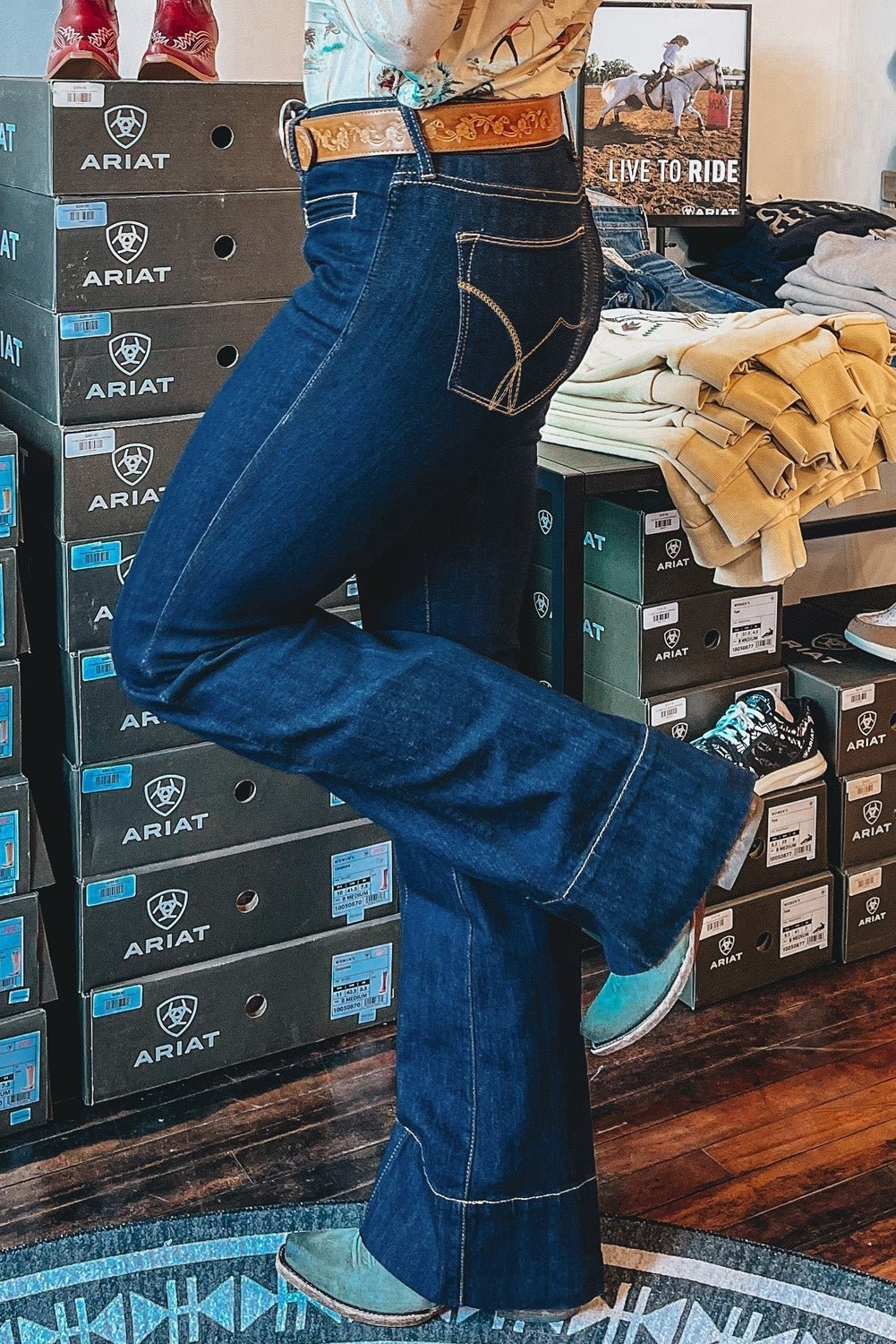 Sail Blue Center Seam Deep Wash Straight Jeans - Image 2